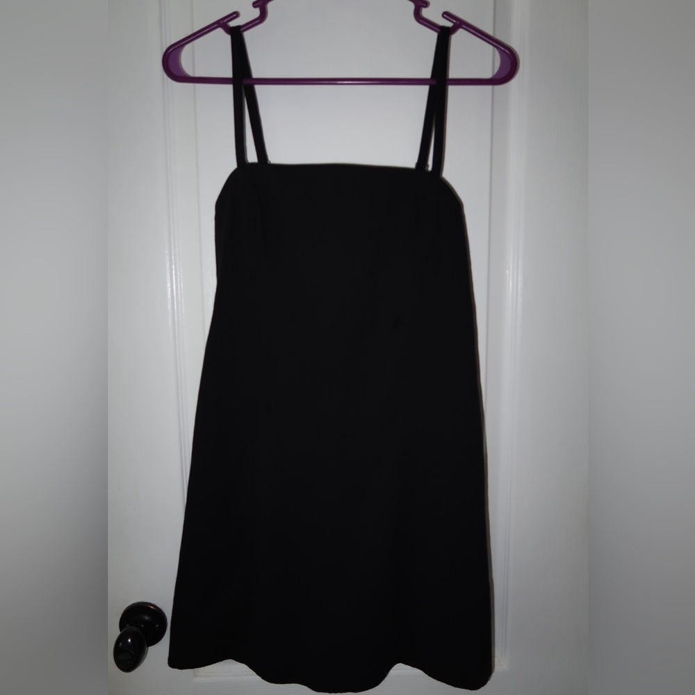 Abercrombie & Fitch Women’s Seamed Stretch Skort - Picture 3 of 5